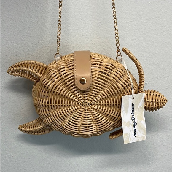 Tommy Bahama | Turtle Woven Bag 🐢 - Picture 2 of 11